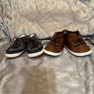 Set of 2 Carter's Toddler Unisex Shoes Blue 6-9 mts Browns 9-12 mts Soft Soles